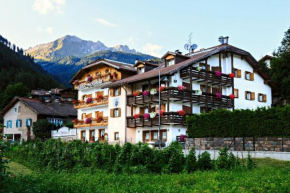 Отель Hotel Montanara  Предаццо